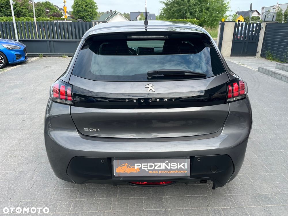 Peugeot 208 - 5