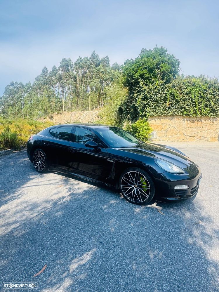 Porsche Panamera 3.0 V6 - 4