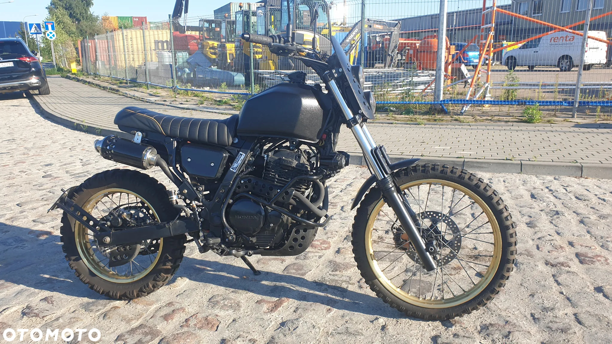 Honda XL - 9