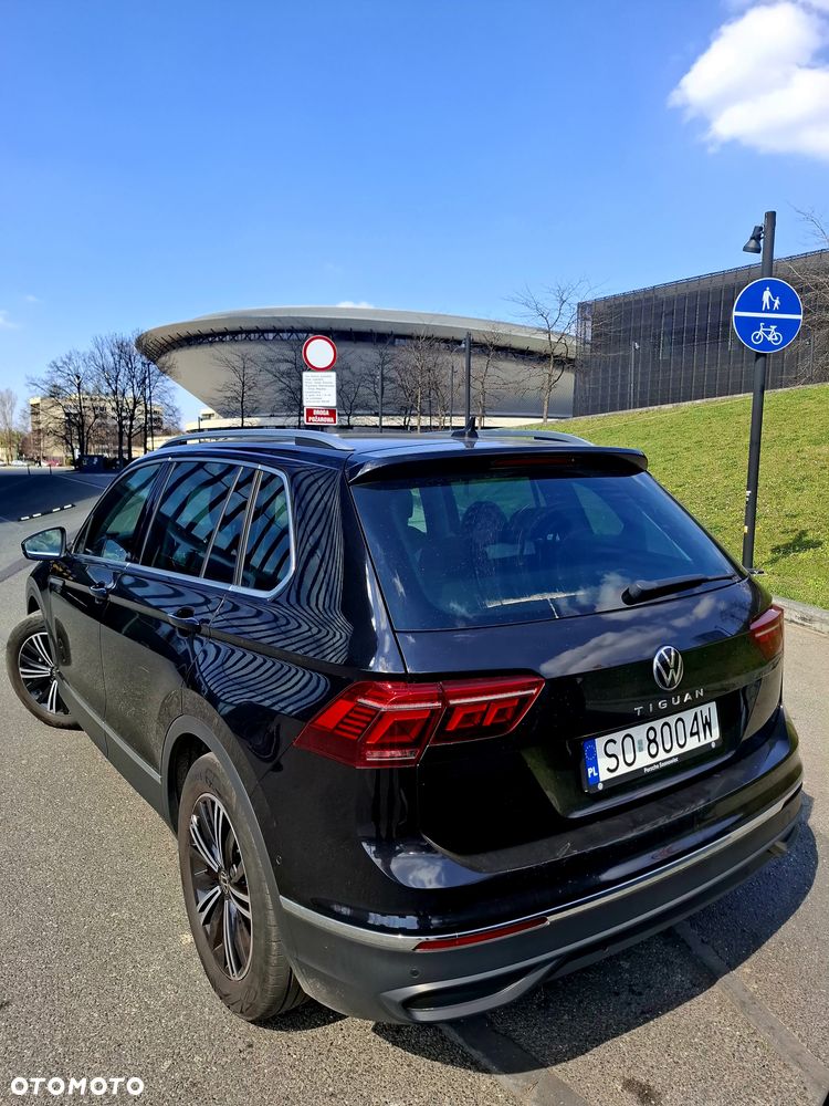 Volkswagen Tiguan - 12