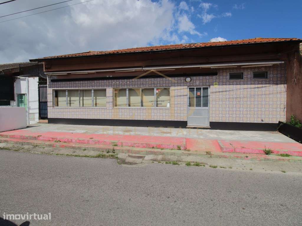 Espaço Comercial em Arada - Grande imagem: 4/5