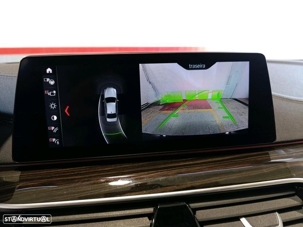 BMW 530 e iPerformance Line Luxury - 6