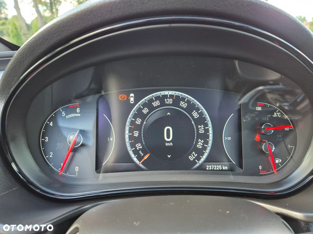 Opel Insignia 2.0 CDTI Exclusive S&S - 38