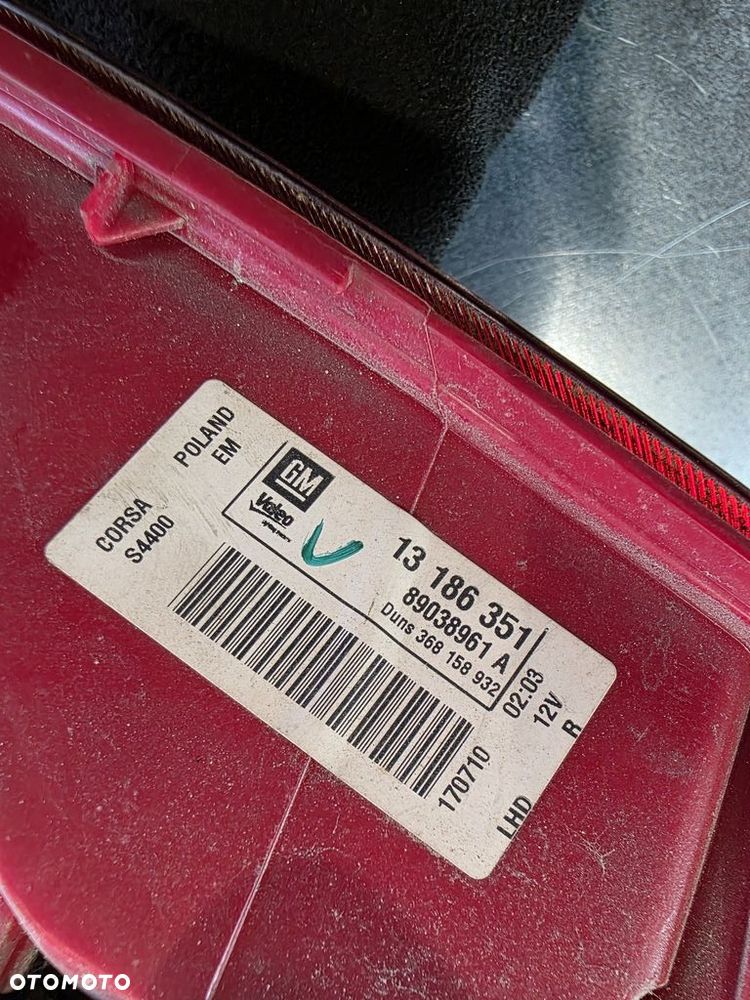 OPEL CORSA D 3D LAMPA TYŁ PRAWA 13186351 - 3