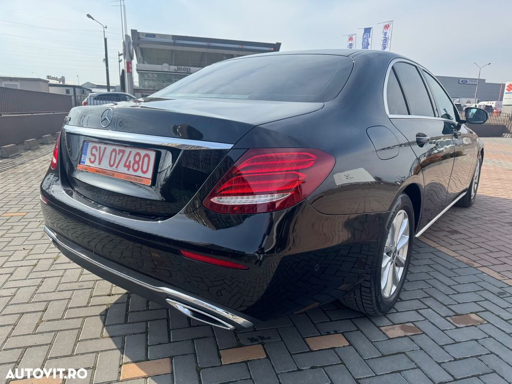 Mercedes-Benz E 220 d 9G-TRONIC - 3