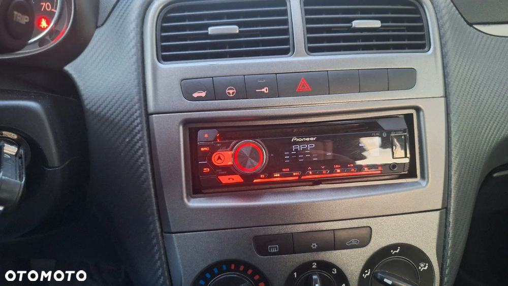 Fiat Grande Punto - 30