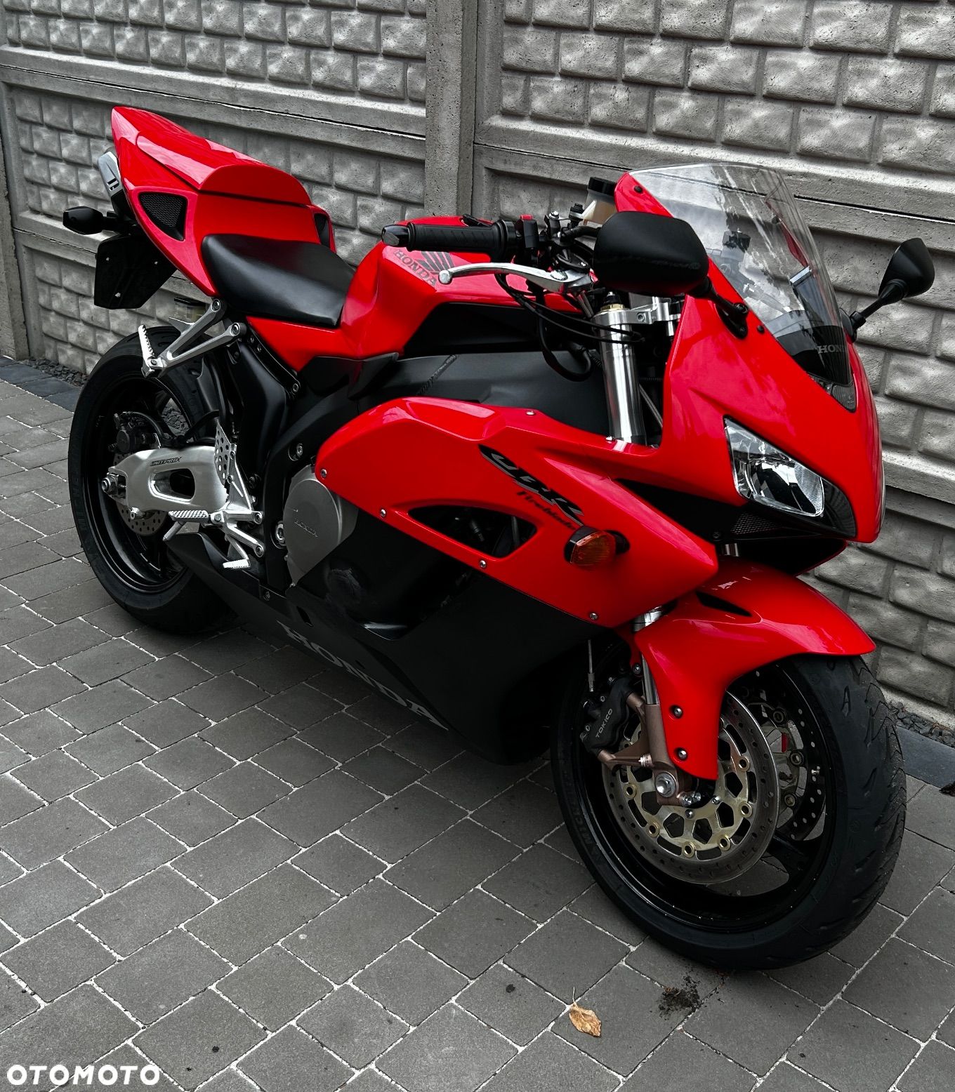 Honda CBR - 1