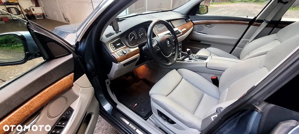BMW 5GT 535i - 5