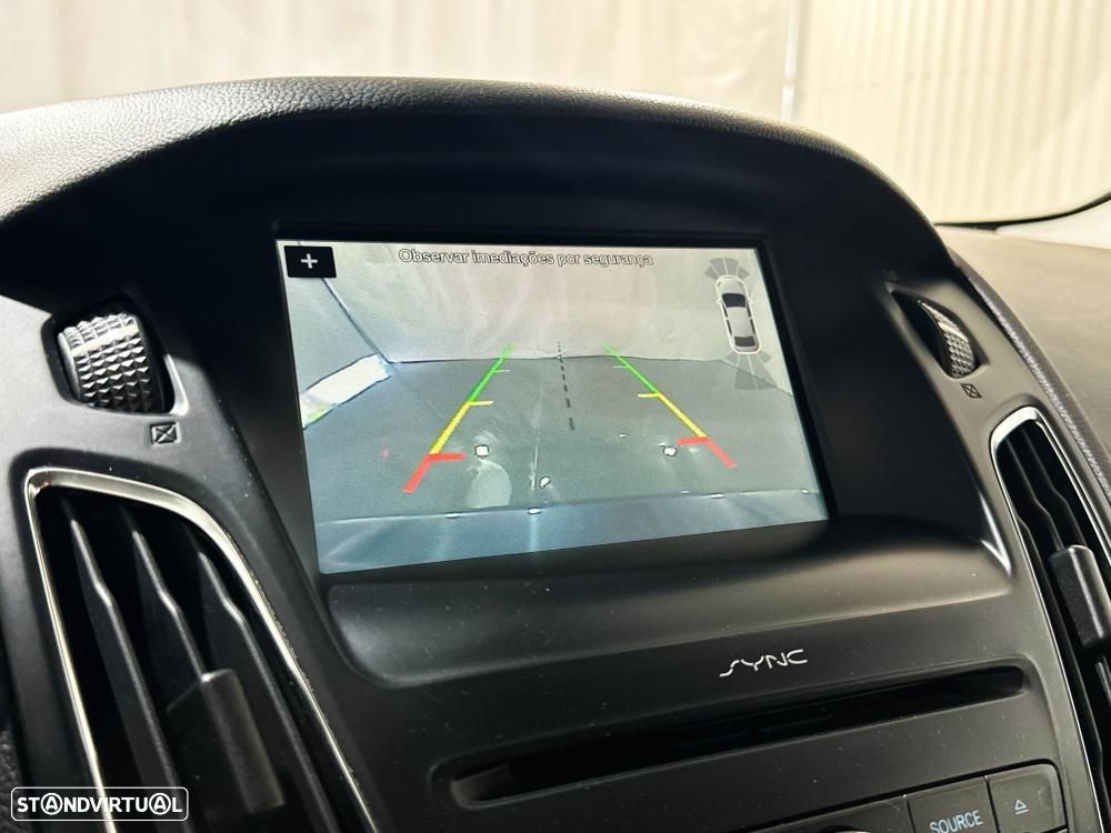 Ford Focus 1.5 TDCi Titanium - 48