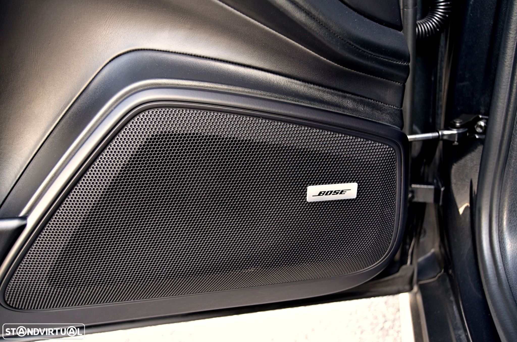 Porsche Panamera 4 E-Hybrid - 14