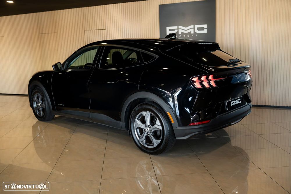 Ford Mustang Mach-E Standard - 16