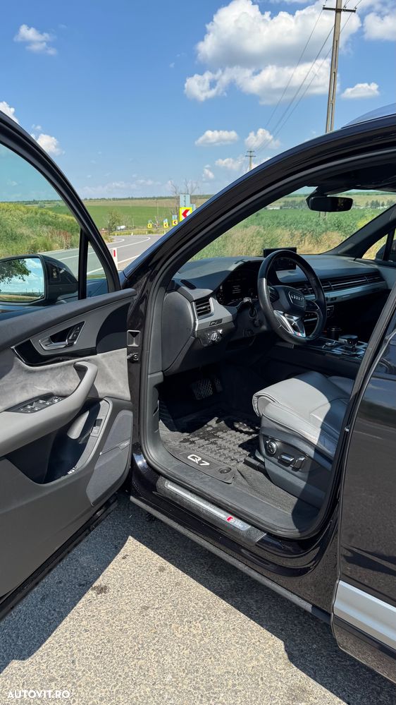 Audi Q7 - 11