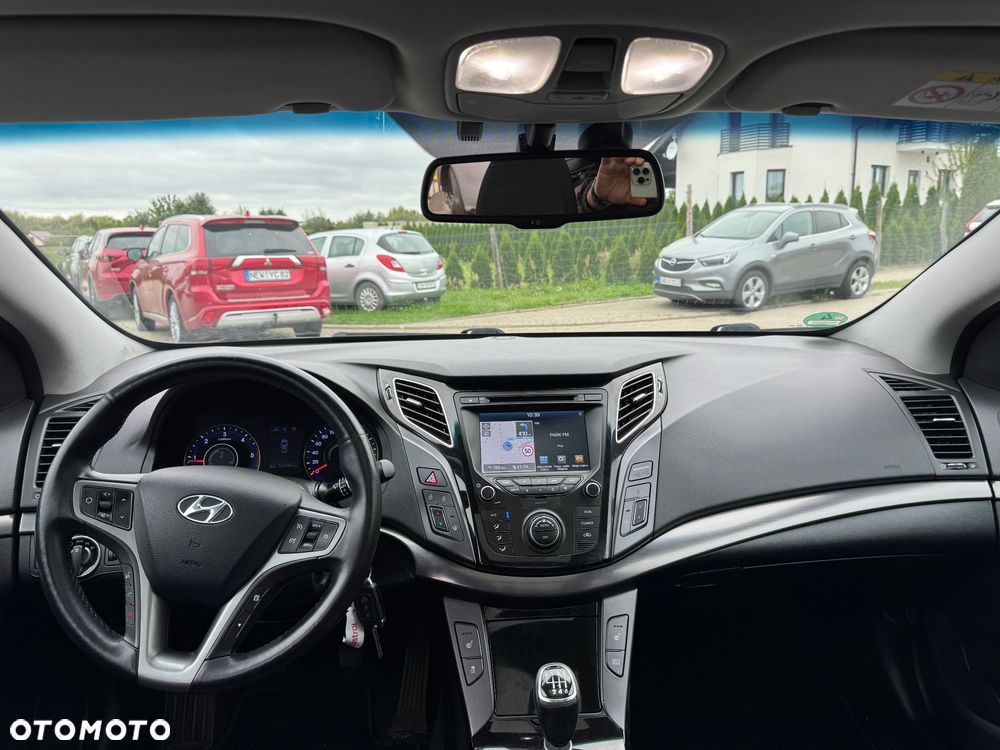 Hyundai i40 Kombi blue 1.7 CRDi Premium - 17