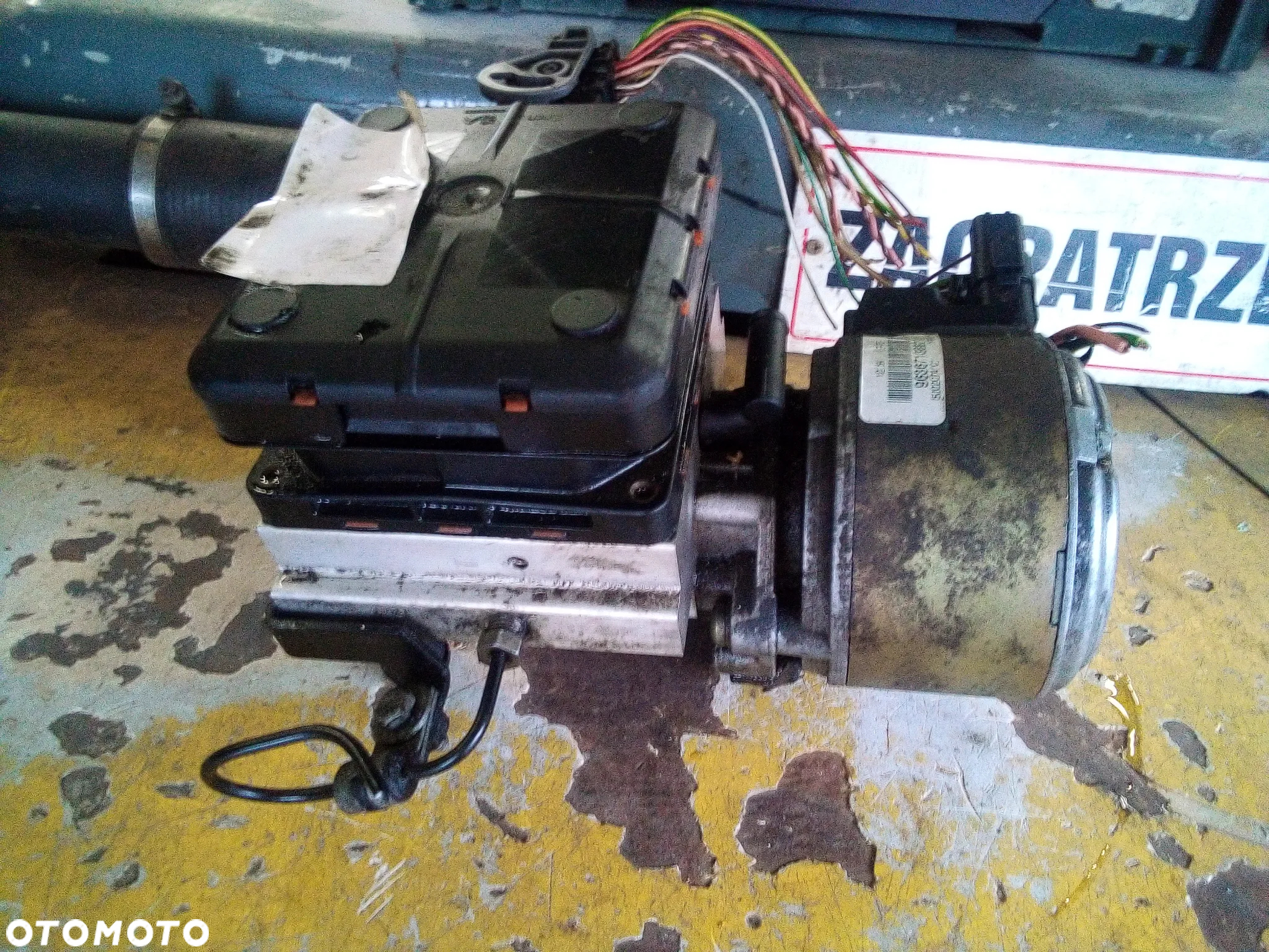 * POMPA HYDRAULICZNA ZAWIESZENIA CITROEN C5 III X7 963671388000 * - 4