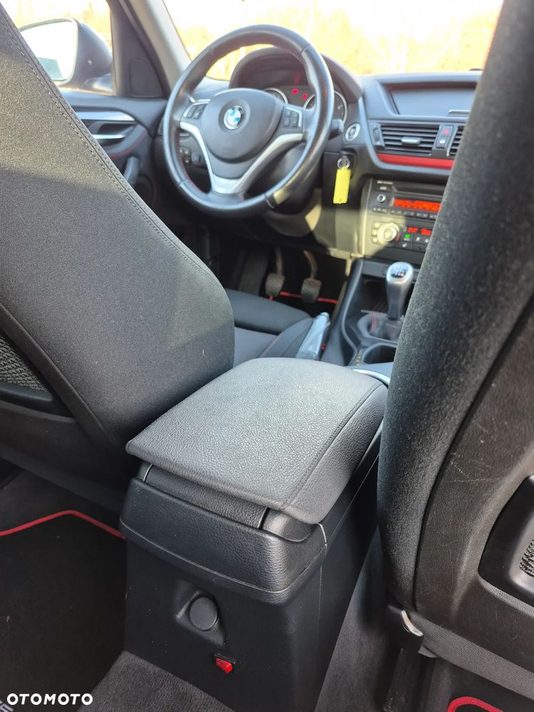 BMW X1 sDrive18d - 17