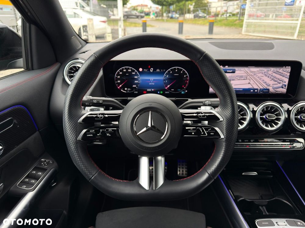 Mercedes-Benz GLA 220 mHEV 4-Matic AMG Line 8G-DCT - 17