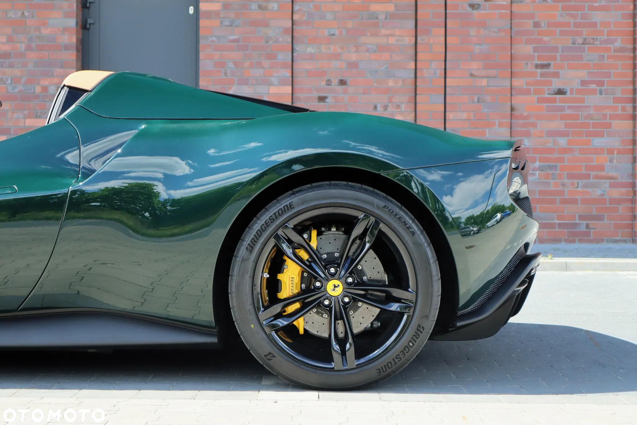 Ferrari 296 GTS - 7