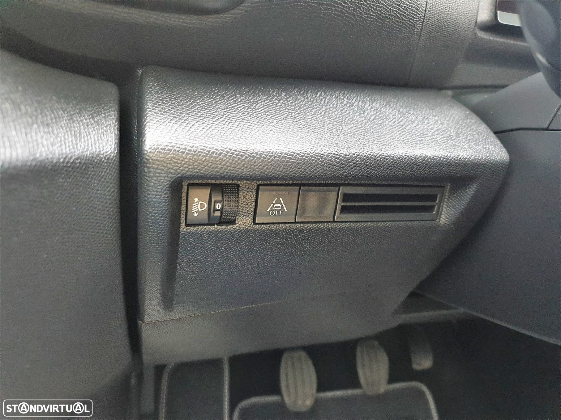 Citroën C4 BlueHDi 110 Stop&Start FEEL PACK - 19