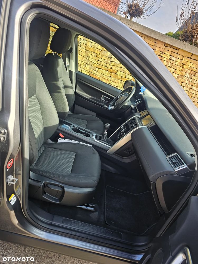 Land Rover Discovery Sport 2.0 D150 - 25