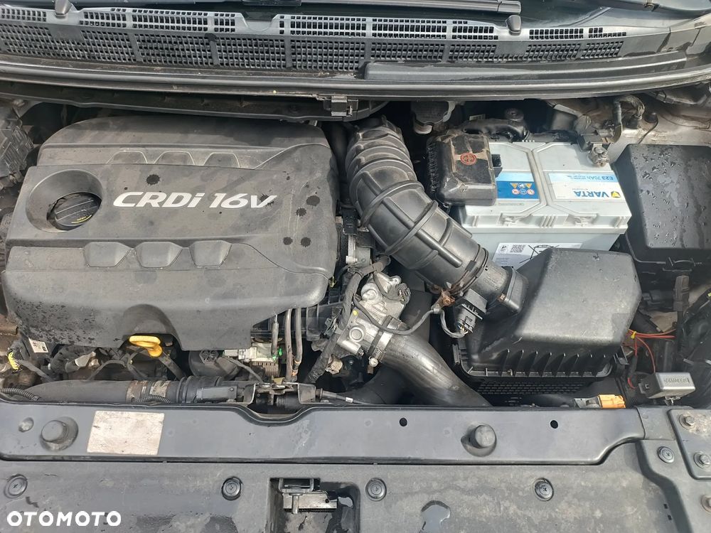 Kia Carens 1.7 CRDi L 7os - 18