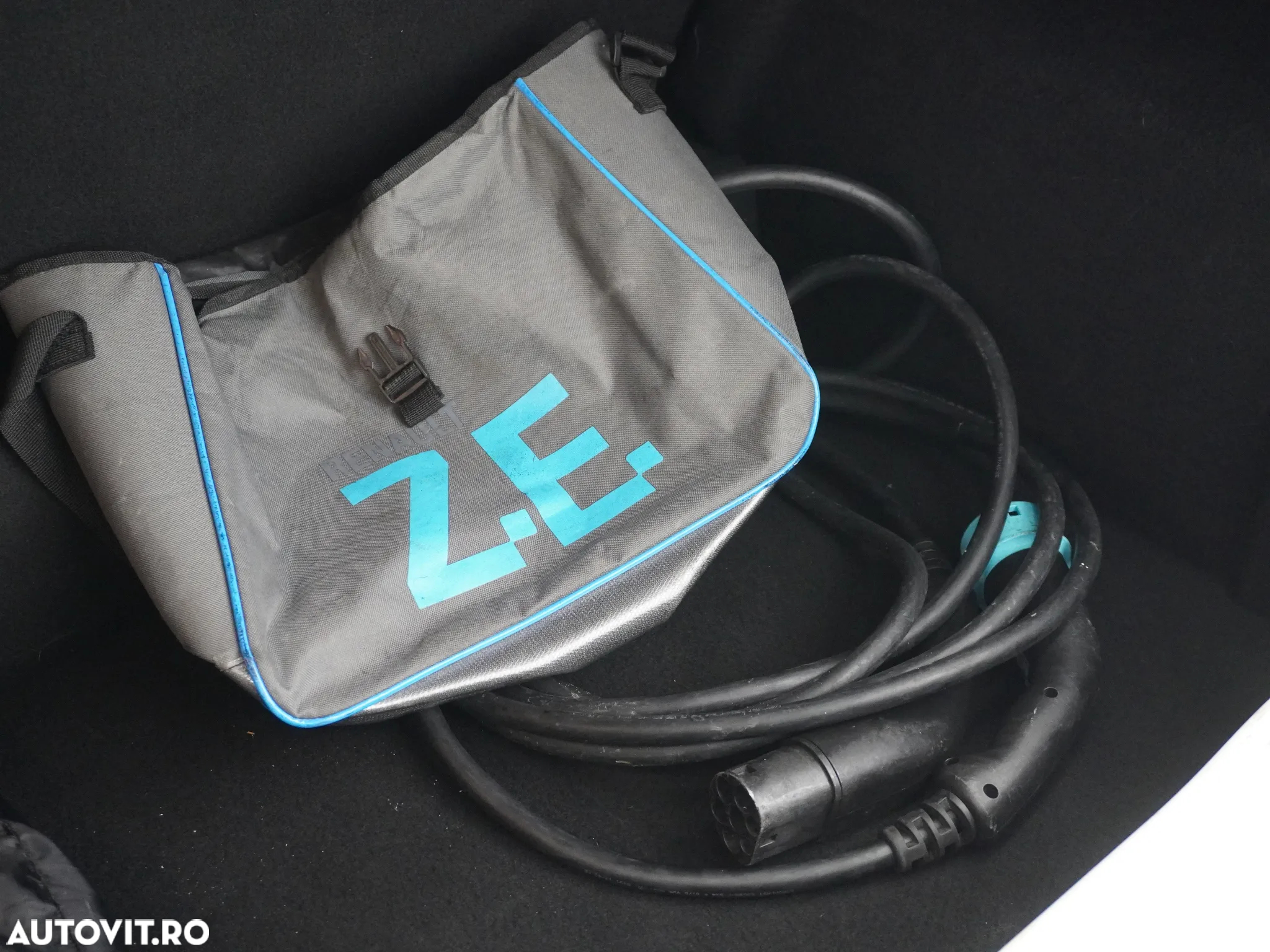 Renault ZOE 40 INTENS - 12
