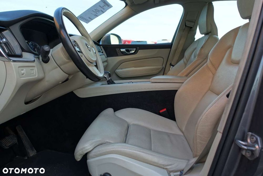 Volvo XC 60 - 11