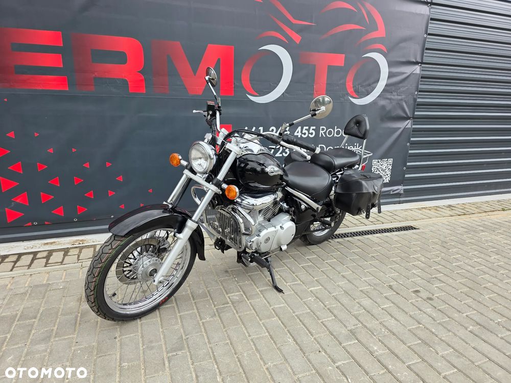 Suzuki Intruder - 30
