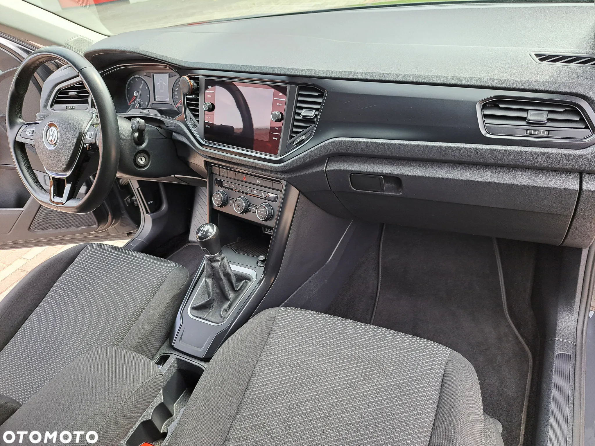 Volkswagen T-Roc 1.0 TSI Life Plus - 9