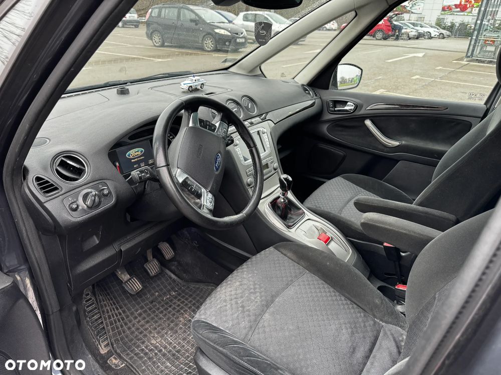 Ford Galaxy 1.8 TDCi Ghia - 12