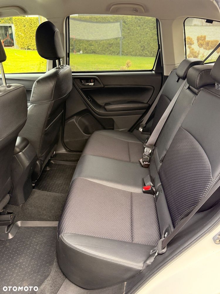Subaru Forester 2.0 XT Comfort Lineartronic - 7