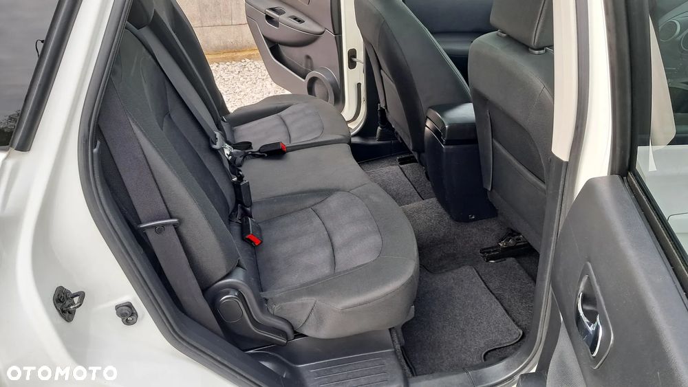 Nissan Qashqai+2 1.6 Visia - 17