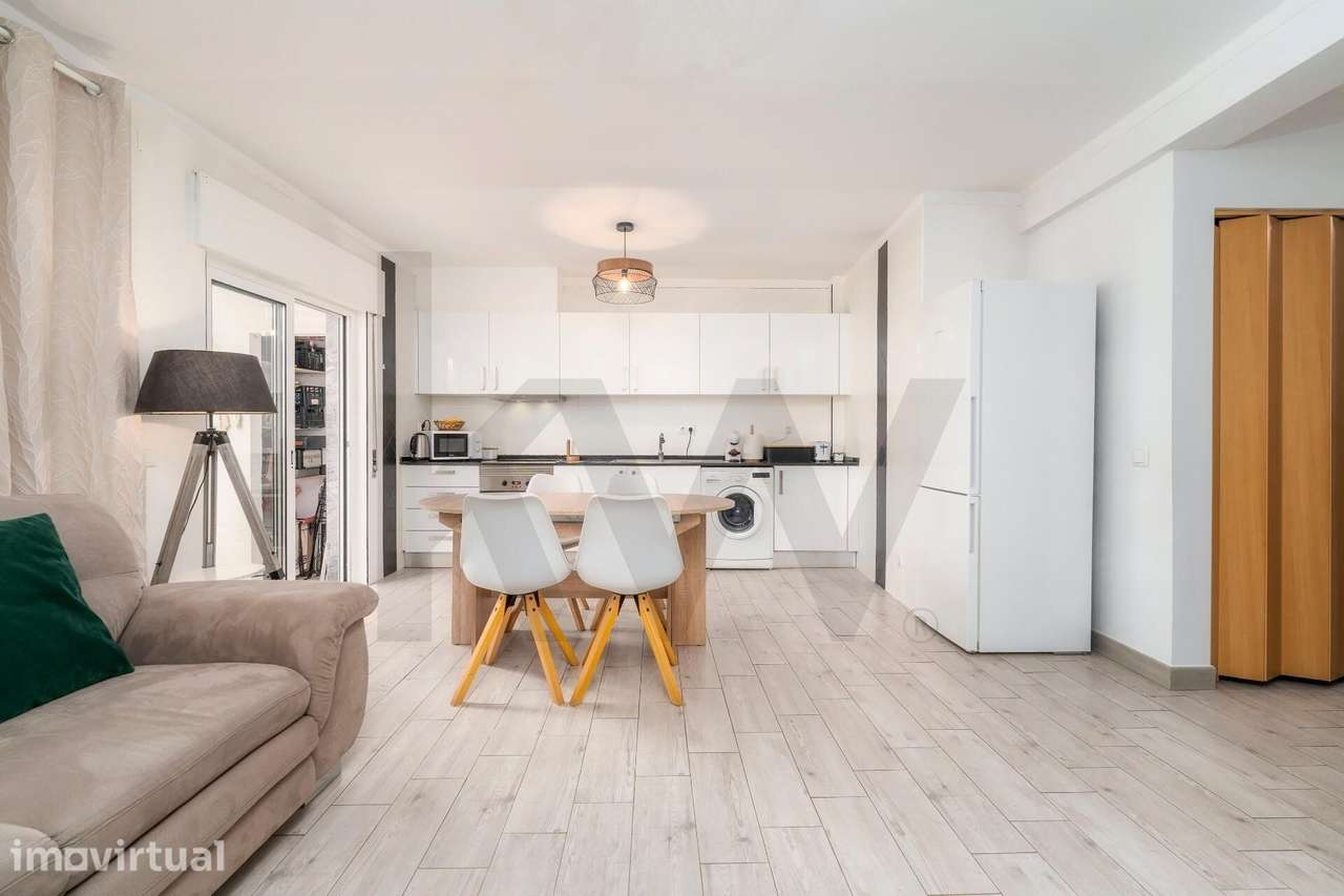 Apartamento T2, em Olhão, totalmente remodelado-289.500 - Grande imagem: 3/21