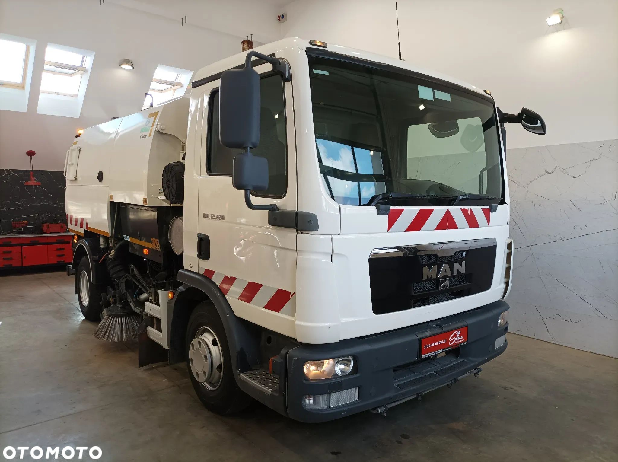 MAN TGL 12.220 Zamiatarka Johnston Semat 2012r Szczotki L/R - 1