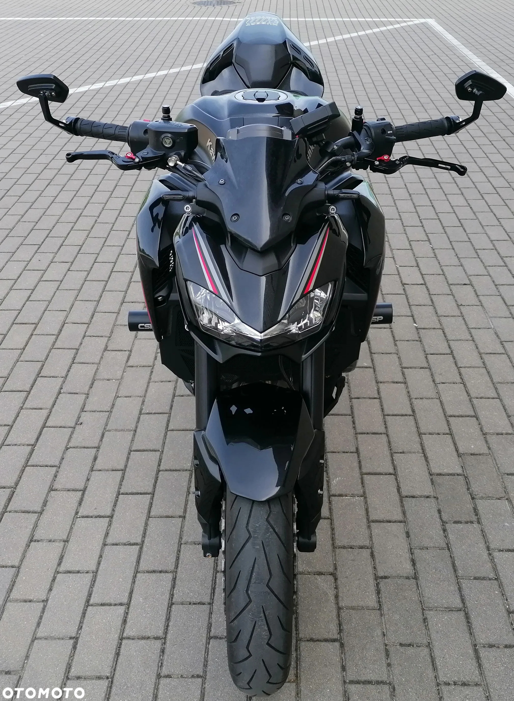 Kawasaki Z 900 - 8