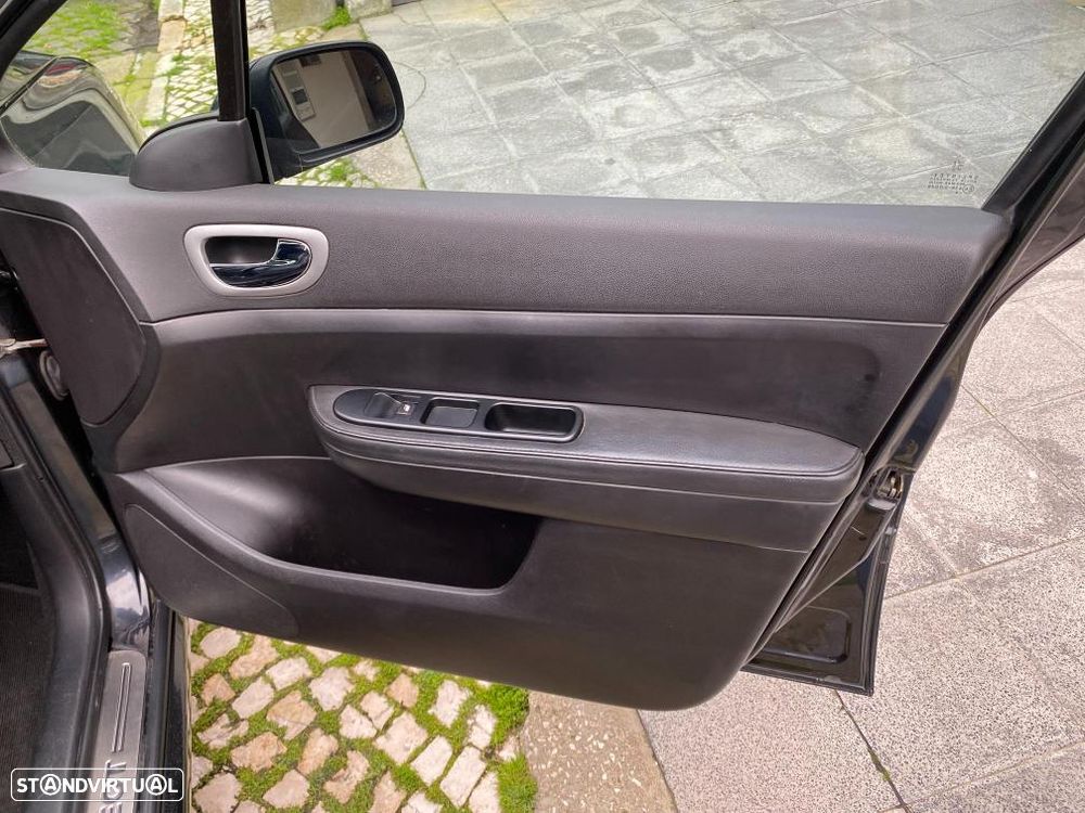 Peugeot 307 SW 1.6 HDi Cuir - 22