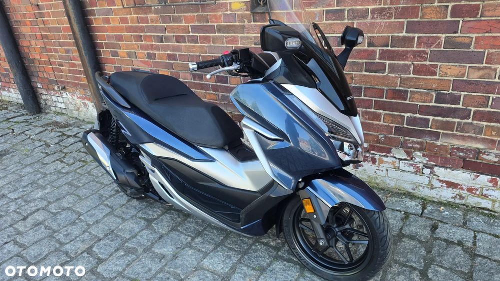 Honda NSS - 21