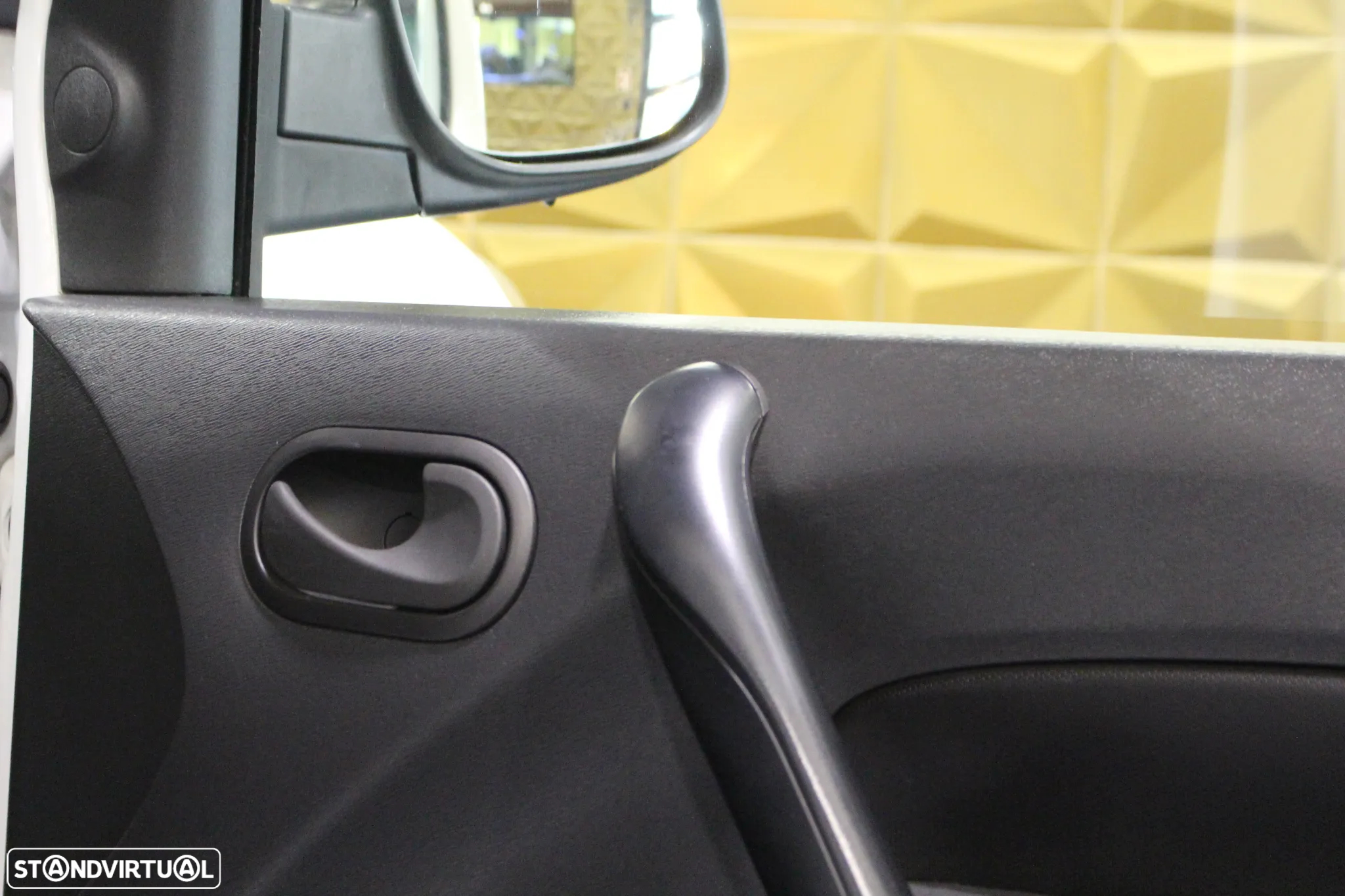 Renault Kangoo Maxi Cx. Automática 3Lugares - 19