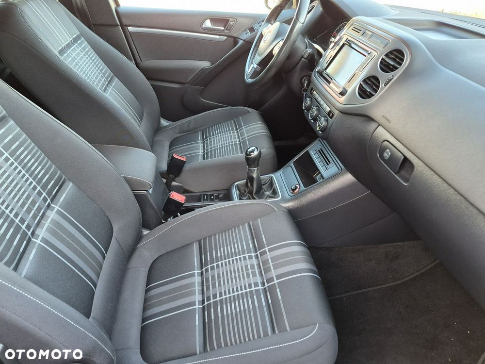 Volkswagen Tiguan - 21