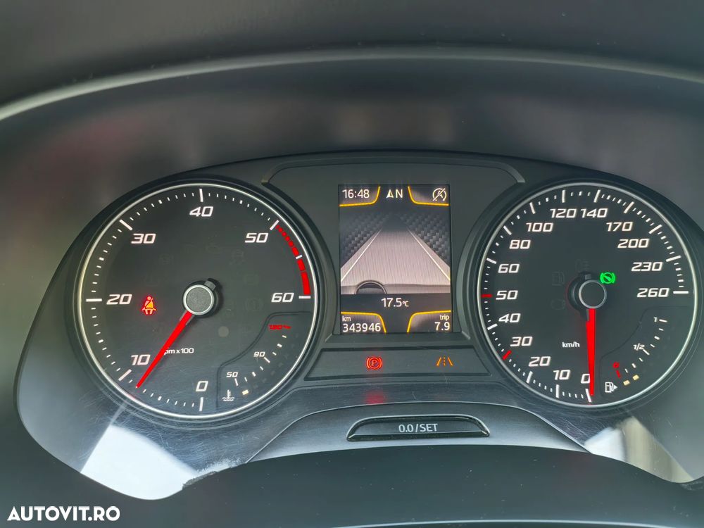 Seat Leon 1.6 TDI DPF Start&Stop DSG Style - 13