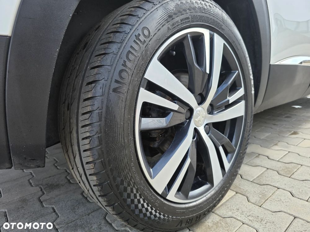 Peugeot 3008 PureTech 130 Stop & Start Allure - 11