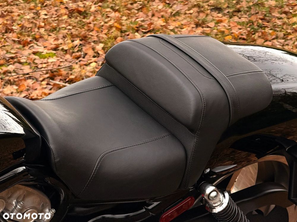 Harley-Davidson V-Rod Muscle - 38