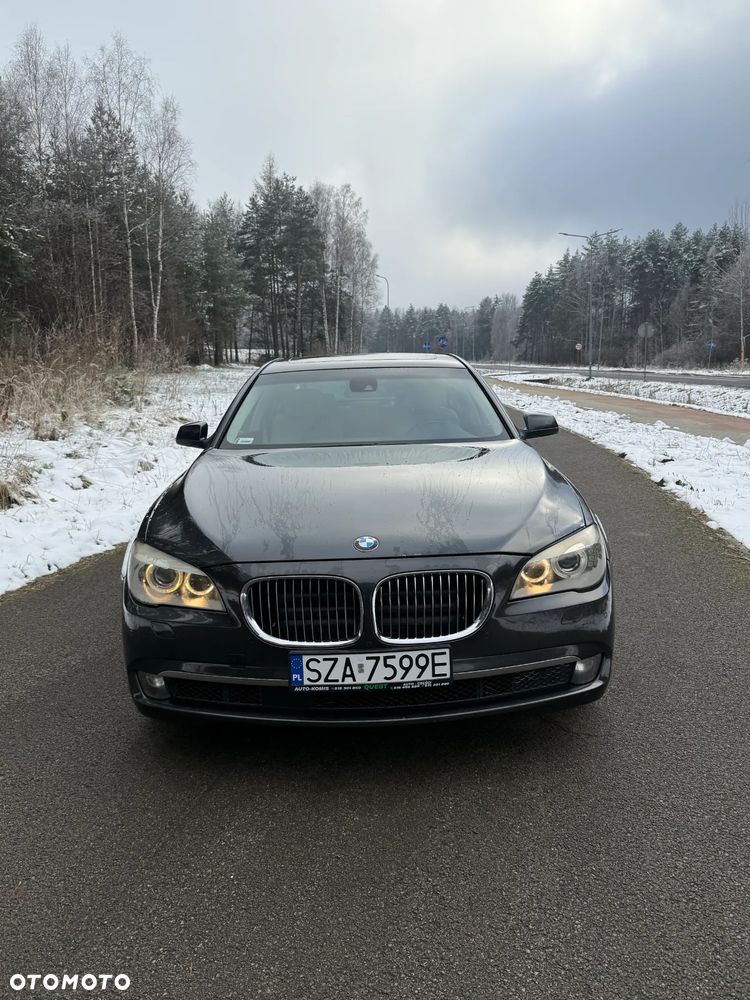 BMW Seria 7 740d xDrive - 13
