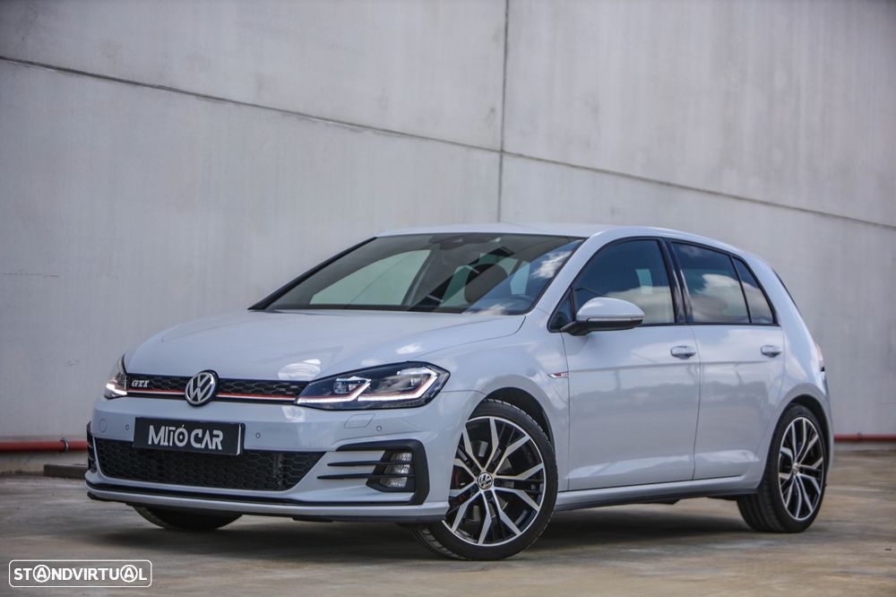 VW Golf GTI Performance BlueMotion DSG - 24
