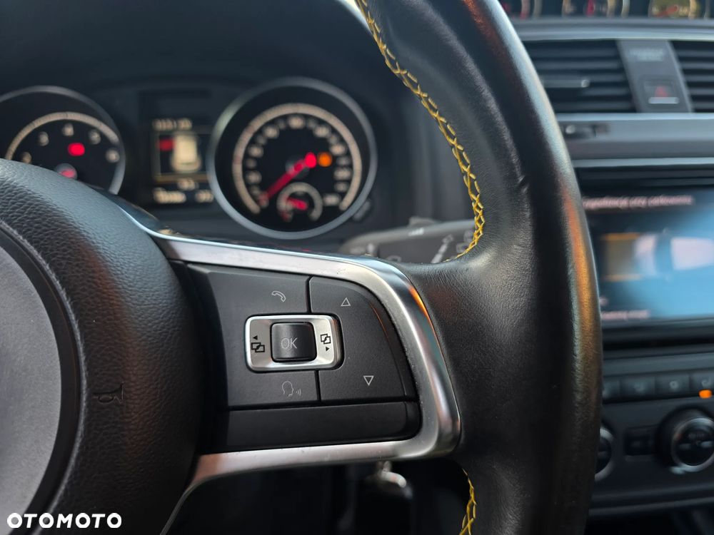 Volkswagen Scirocco 1.4 TSI BlueMotion Technology Club - 38