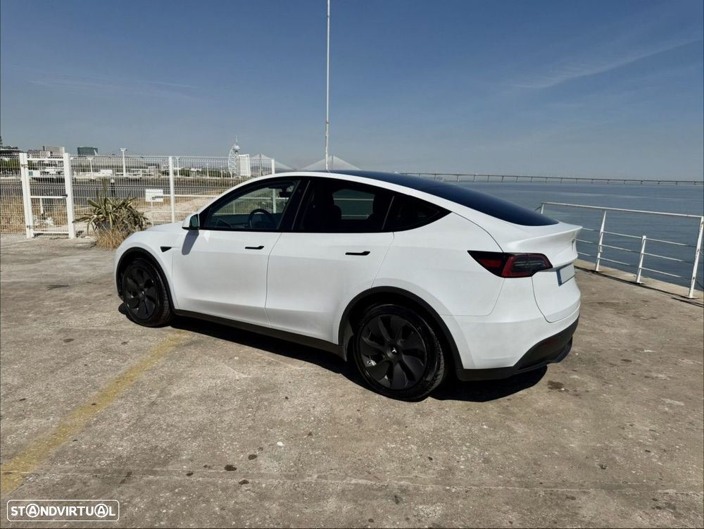 Tesla Model Y Tração Traseira - 4