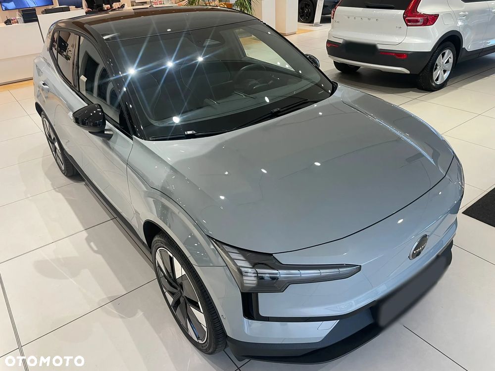 Volvo EX30 Twin Motor Performance AWD Ultra - 9