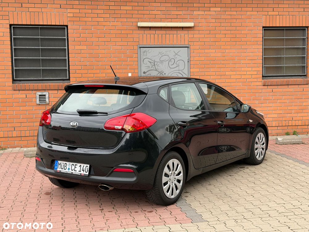 Kia Ceed 1.4 L - 4