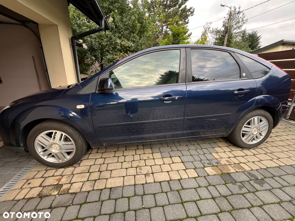 Ford Focus ver-ghia - 2