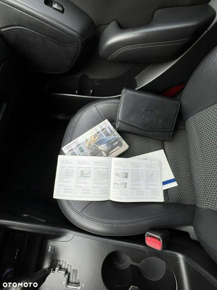 Hyundai ix35 - 16
