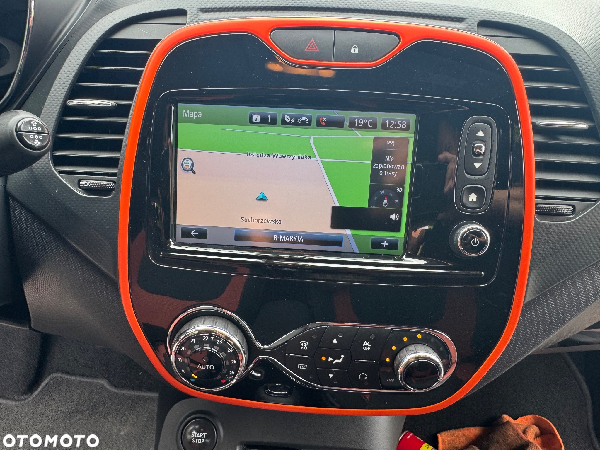 Renault Captur 1.2 TCe Intens EDC - 12